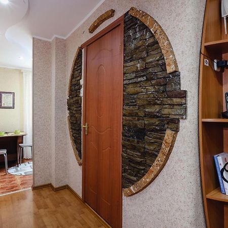 1-Комнатная Квартира В Центре Города На Пушкина 175 Qostanaj Exteriör bild